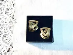 値下げ！ヴィンテージ・アクセサリーORENA ゴールドトライアングルイヤリング