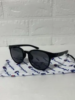 Champion ラウンドサングラス 黒のサムネイル