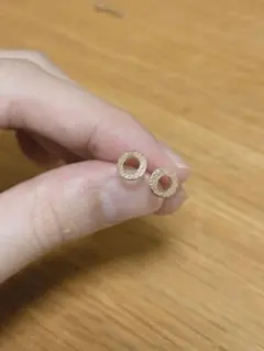 ゴールド ラウンドオープンピアス
