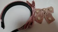 フリル付きピンクカチューシャとリボンセット