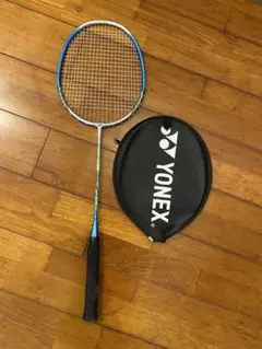 バドミントン ラケット voltric30ケース付き - メルカリ