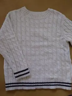GUニットセーター110センチ