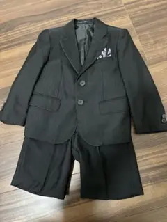 キッズフォーマルスーツ ブラック ショートパンツ付き