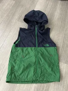 THE NORTH FACE フード付きベスト 緑/黒　150