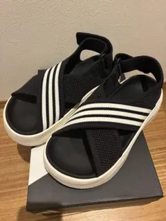 adidas ULTRADREAM BOLD サンダル 23.5cmのサムネイル