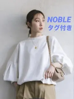 新品❣️YONFA ヨンファ チューリップスリーブティー ホワイト 半袖カットソー 新品 YONFA ヨンファ チューリップスリーブティー ホワイト 半袖