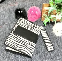 ブックカバー【文庫本サイズ】同じ生地のブックマーカー付き■黒ライン■ゼブラ