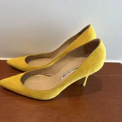 MANOLO BLAHNIK ポインテッドトゥパンプス　YEのサムネイル