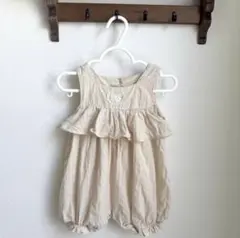 Mon Petit Bebe フリル ロンパース Sサイズのサムネイル