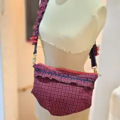 【鞄のみ】ファミリアチェック　ショルダーバッグ　ポーチ　大きい