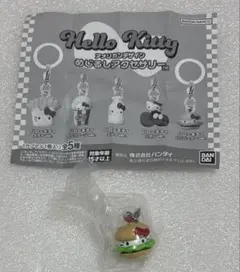 ハローキティ アメリカンデザインめじるしアクセサリー ハンバーガーver.