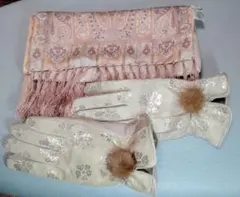 ペイズリー柄マフラーと革手袋セット