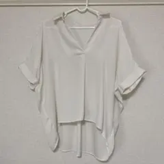 INGNI Vネック シャツ Mサイズ