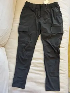カーゴパンツ