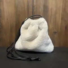 BEAMS HEART 白ファーバック