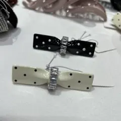 リボン型ヘアピン 黒白ドットセット