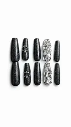 ネイルチップ ブラック シルバー 地雷系 ギャル ロング キラキ
