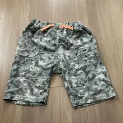 迷彩柄 半ズボン 130サイズ