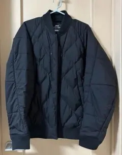 ユニクロ ホワイトマウンテニアリング リサイクルハイブリッドダウンジャケット