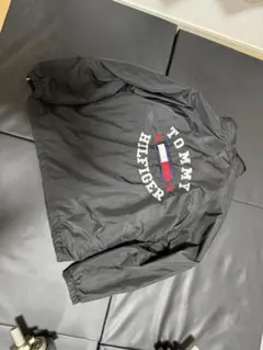 TOMMY HILFIGER ブラック アウター