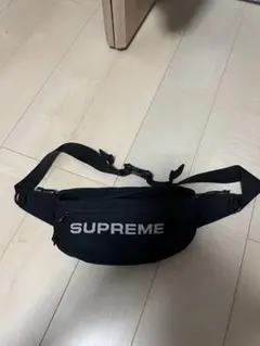Supremeのサムネイル