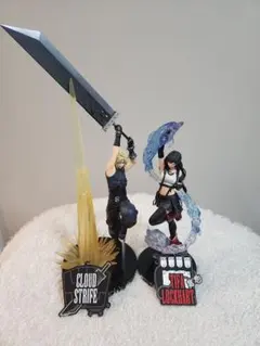 クラウド・ストライフ & ティファ・ロックハート フィギュアセット