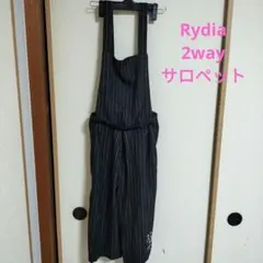 サロペットパンツ