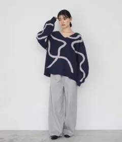 forksy. Vネック　ニット　オーバーサイズ　ふわもち　ネイビー系