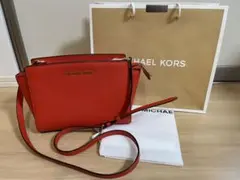 マイケルコース　メッセンジャーバッグ