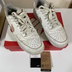 NIKE スニーカー　25.5センチ