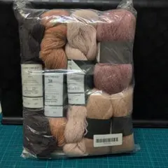 Tvinni Tweed 毛糸セット GHITA