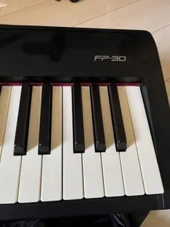 美品　Roland ローランド 電子ピアノ FP-30 88鍵のサムネイル