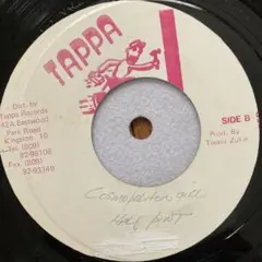 Cosmopolitan Girl / HALF PINT