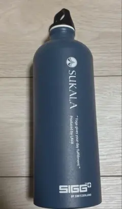 SIGG 水筒 SUKALA ヨガボトル アルミボトル 軽量 美品のサムネイル