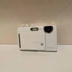 ♥︎◇おすすめコンデジ♪ ◇元箱付き ◇FUJIFILM finepix Z300 Amazon | FUJIFILM デジタルカメラ FinePix(ファインピックス