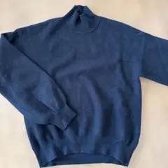 GU 黒タートルネック パフスリーブ　ニットセーター　Ｌ