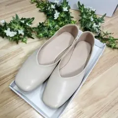 ウェディングシューズ　アイボリー フラットシューズ 合皮　パンプス　結婚式　花嫁
