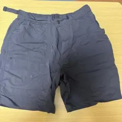 ユニクロ　ダークグレー ナイロン製 Mサイズ ショートパンツ