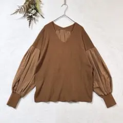 リブ ニット 異素材 ブラウス ボリューム袖 Vネック ぽわん袖 きれいめ Mのサムネイル