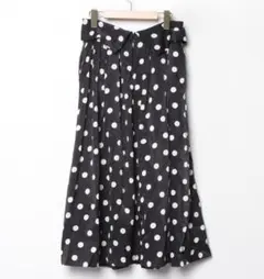 水玉模様 フレアロングスカート