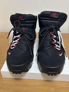 sacai × Nike Magmascape 