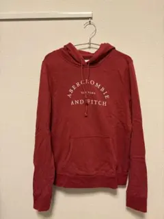 Abercrombie & Fitch ロゴパーカー レッド