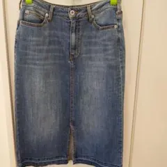 ナチュラルビューティベーシック　デニムスカート