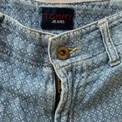 TOMMY JEANS 花柄デニムショートパンツ