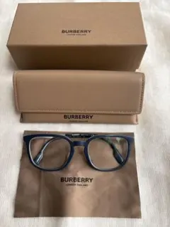 BURBERRY 未使用メガネケース&メガネ