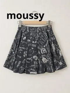 moussy グレー総柄フレアスカートのサムネイル