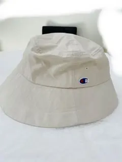 Champion チャンピオン帽子バケットハット ベージュ