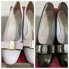 2足まとめ売り フェラガモ パンプス ライトピンク ダークグリーン ヴァラリボン