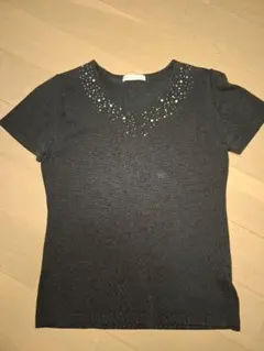 ビーズ装飾付き黒半袖ニット Mサイズ