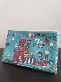 【新品未開封】スヌーピー71周年 フラットポーチ
